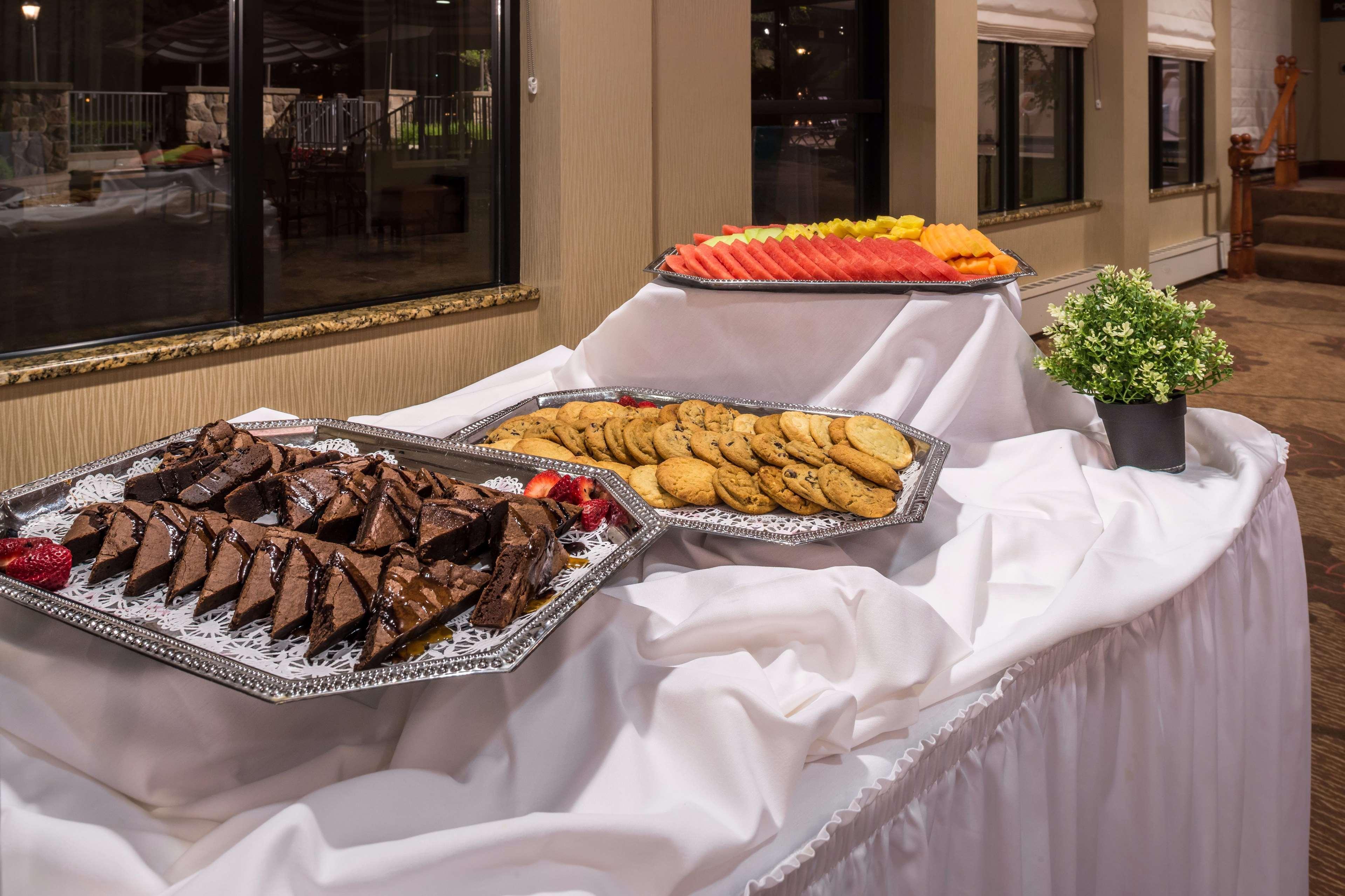 Hilton Garden Inn Detroit Саутфілд Екстер'єр фото